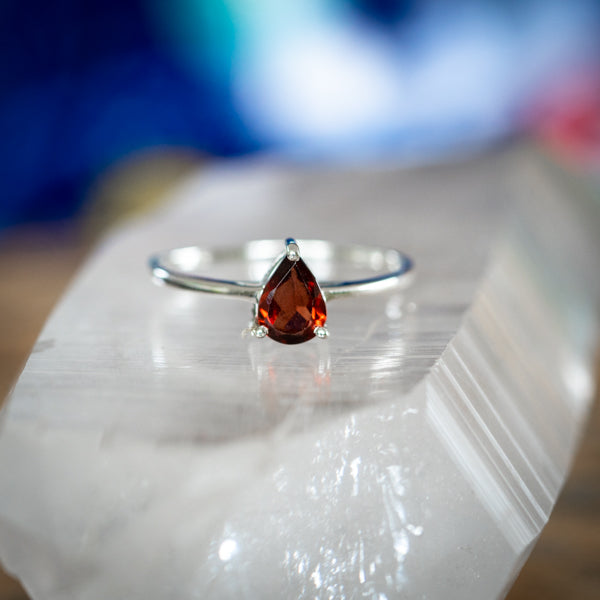 Dainty Tear Garnet Ring