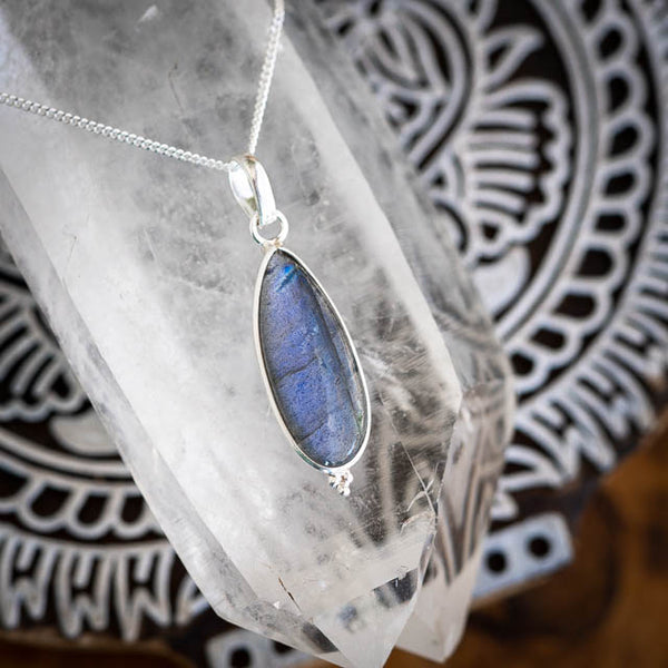 国内で当店のみ 666999 - REDEMPTION Labradorite necklace Amazon.com: Men Necklace - Labradorite Necklace - Surfer