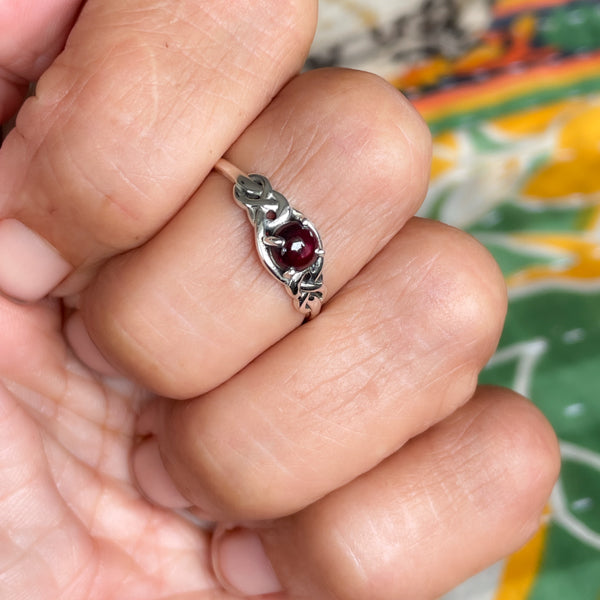 Celtic Knot Garnet Ring