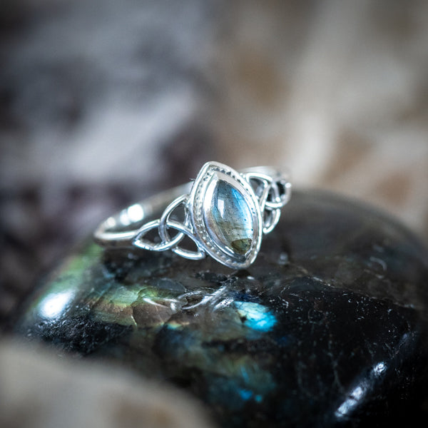 Celtic Labradorite Ring