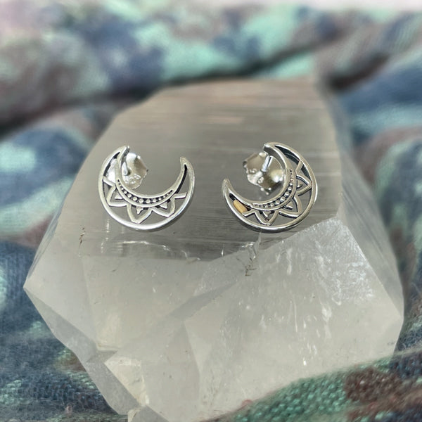 Moon Studs