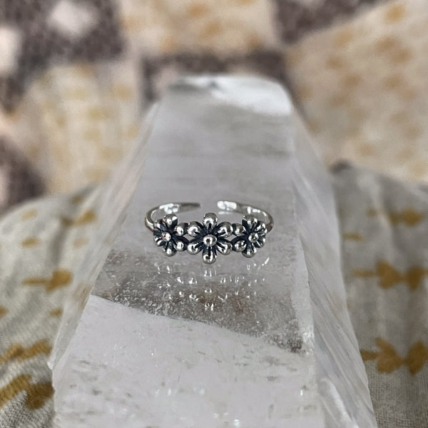 Flower Toe Ring