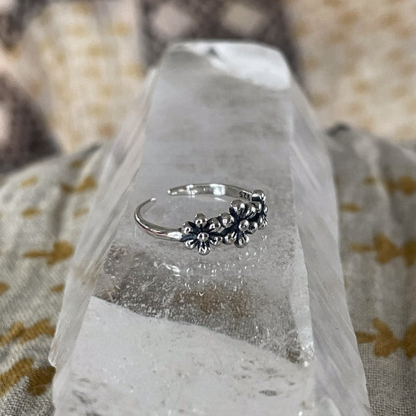 Flower Toe Ring