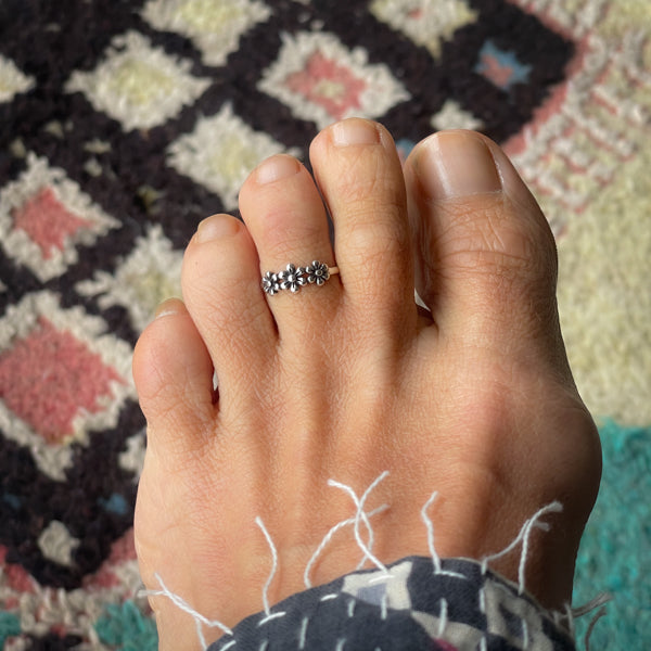 Flower Toe Ring