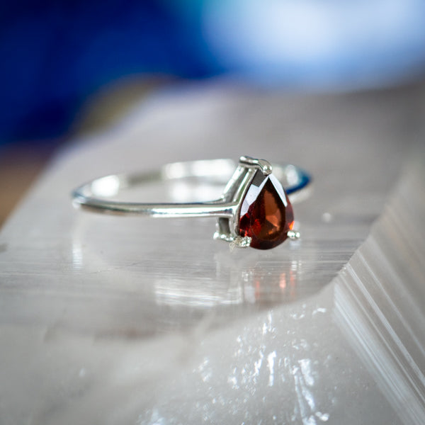 Dainty Tear Garnet Ring