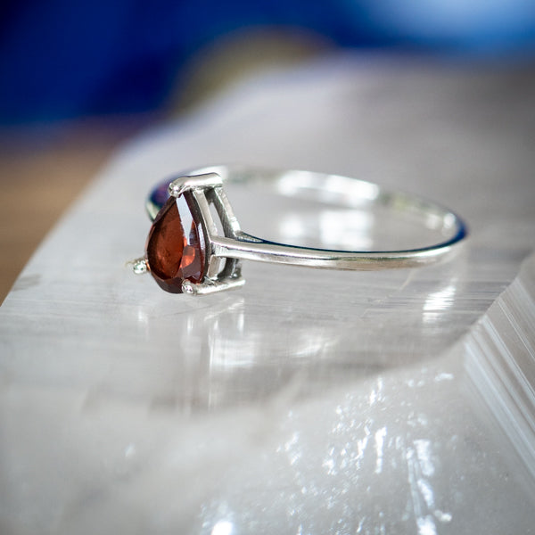 Dainty Tear Garnet Ring