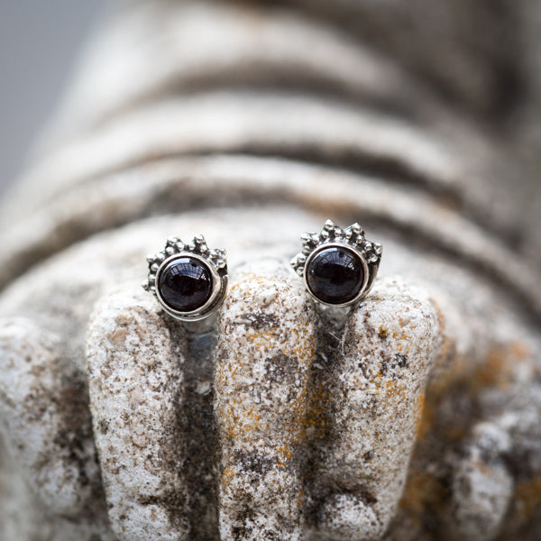 Stella Garnet Studs