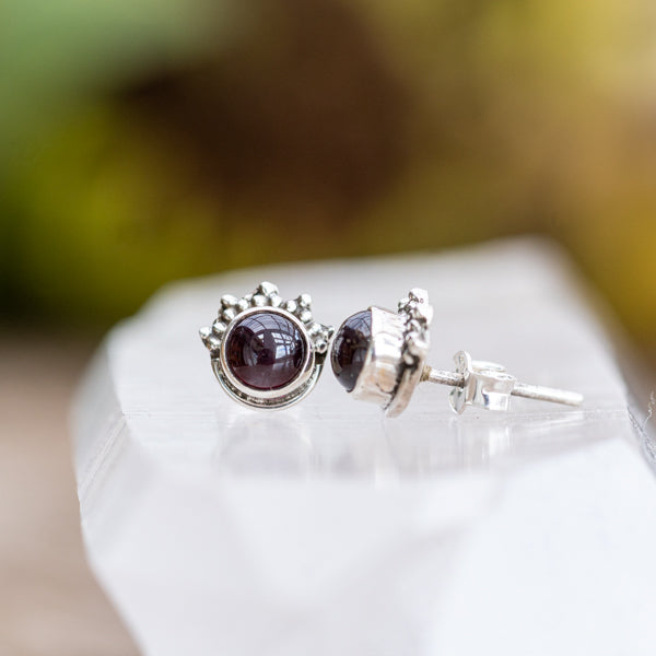 Stella Garnet Studs