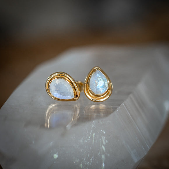 Gold Rainbow Moonstone Studs