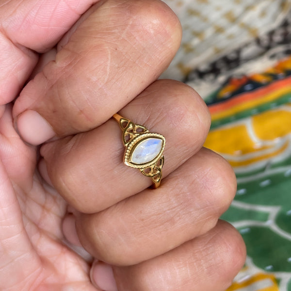 Gold Celtic Moonstone Ring