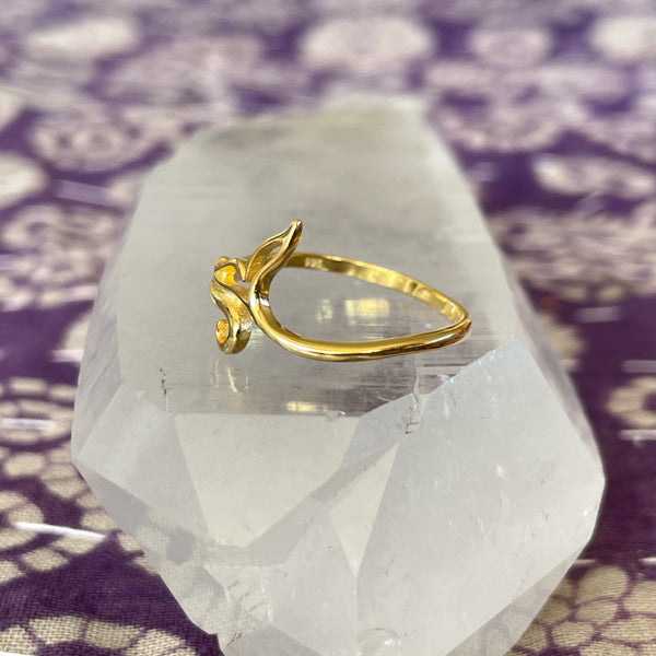 Gold Whale Tail Ring