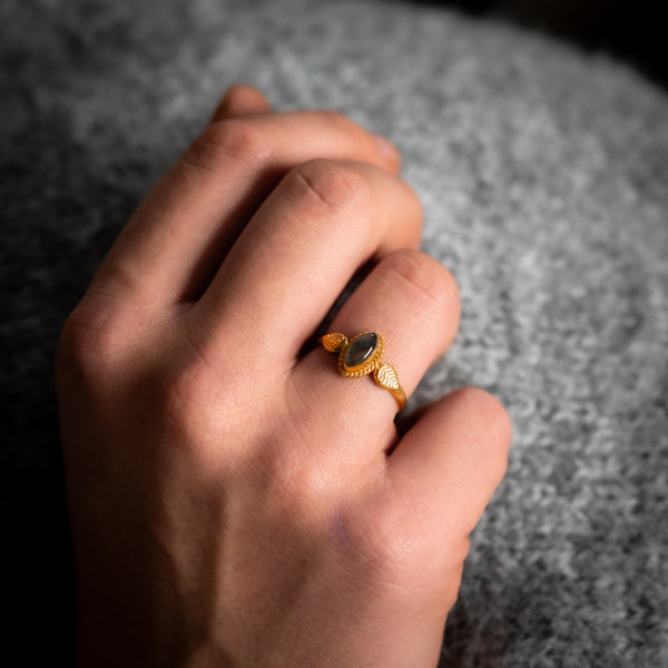 Gold Labradorite Leaf Ring