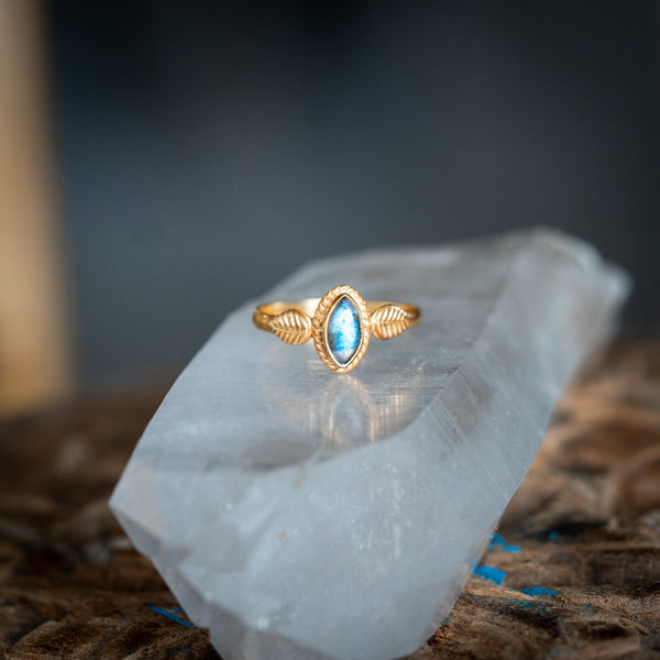 Gold Labradorite Leaf Ring