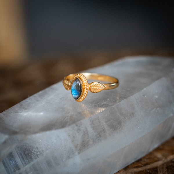 Gold Labradorite Leaf Ring