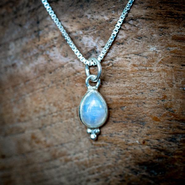 Dainty Moonstone Necklace