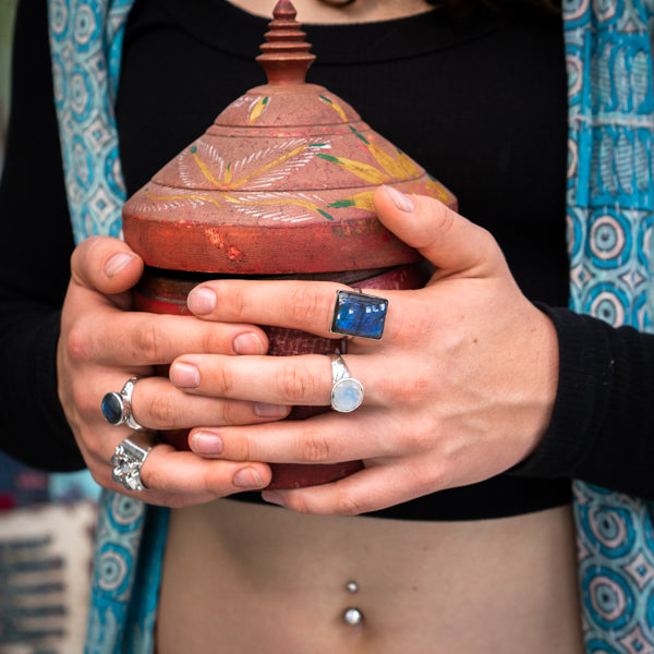 Large Labradorite Ring