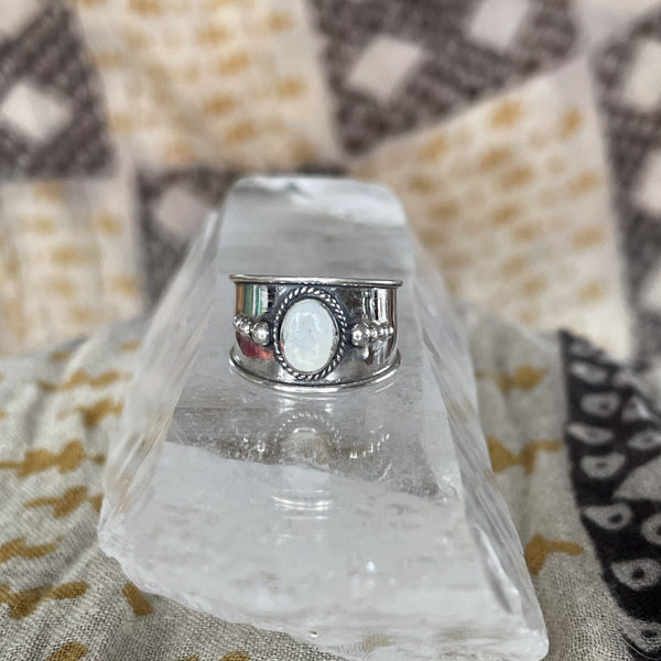 Moonstone Bali Toe Ring