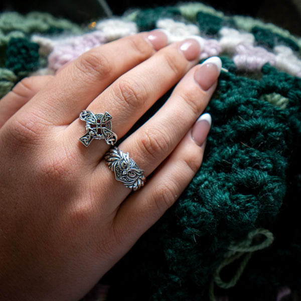 Celtic Claddagh Cross Ring