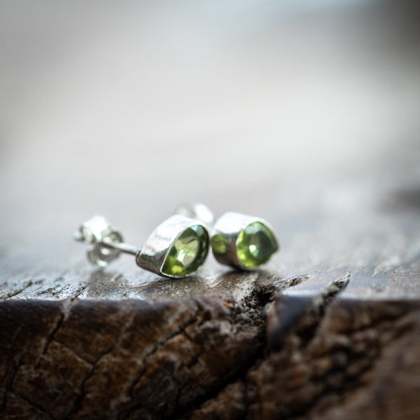 Dainty Cut Peridot Studs