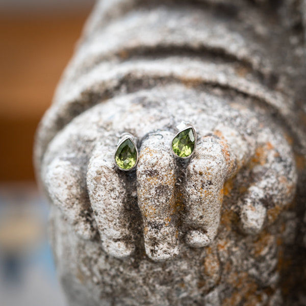 Dainty Cut Peridot Studs