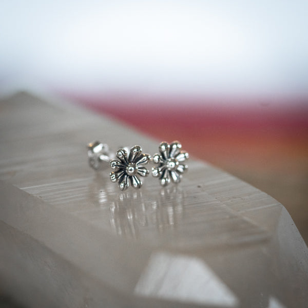 Dainty Flower Studs
