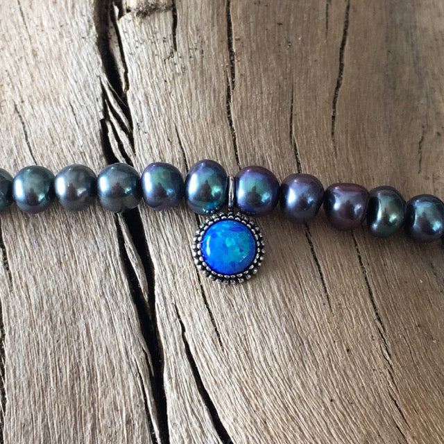 Luna Pearl Bracelet