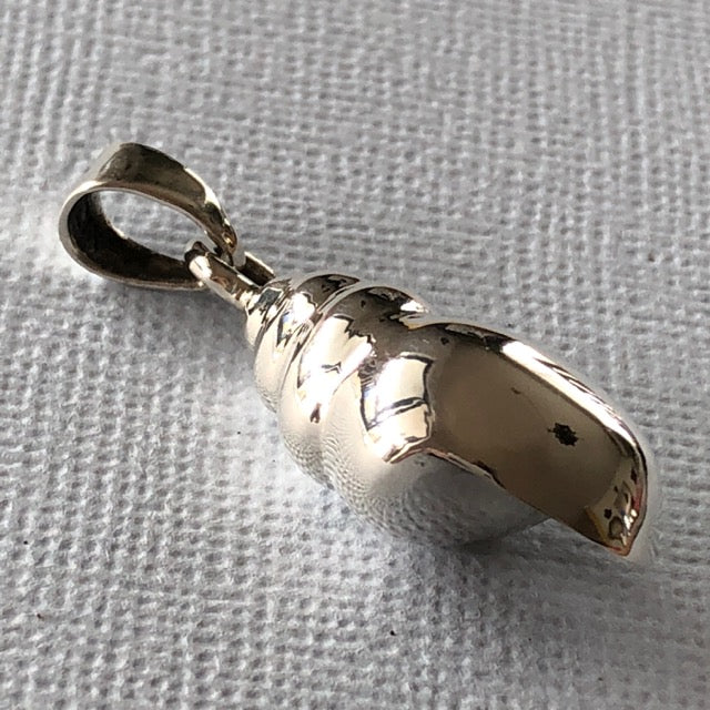 Seashell Pendant