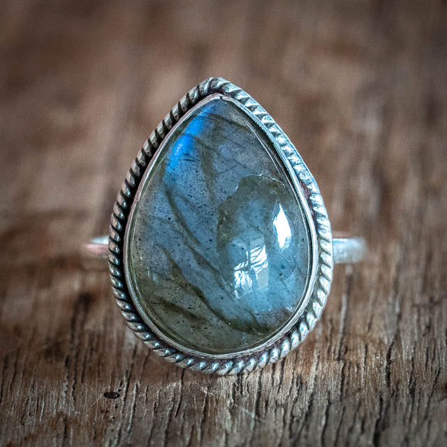 Large on sale labradorite ring