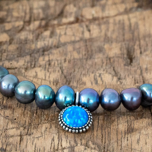 Luna Pearl Bracelet
