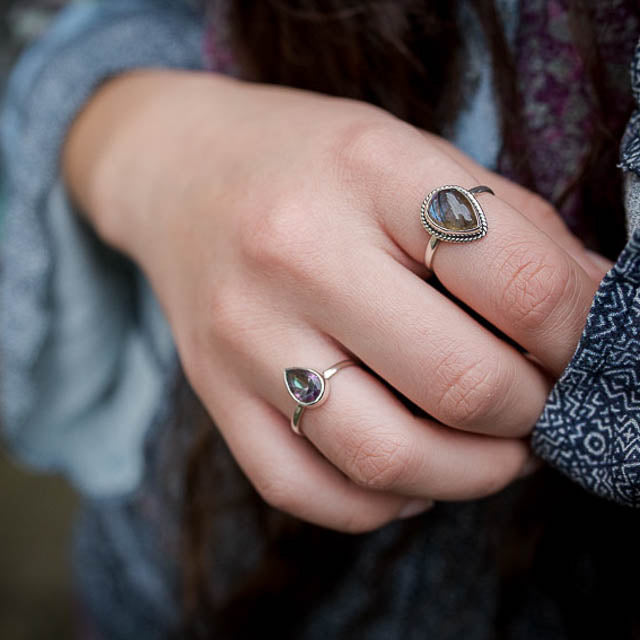 Raindrop Labradorite Ring