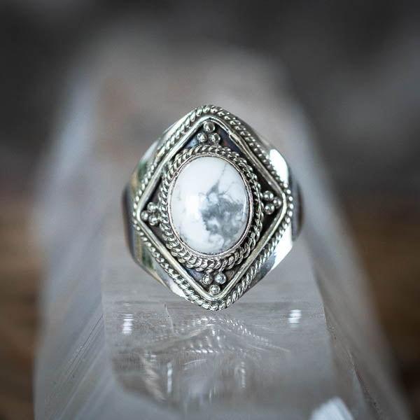 Stellar Howlite Ring