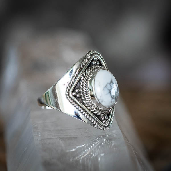 Stellar Howlite Ring
