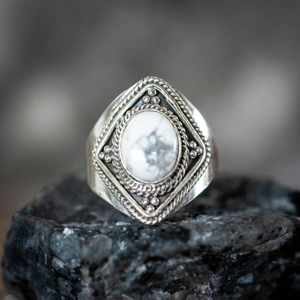 Stellar Howlite Ring