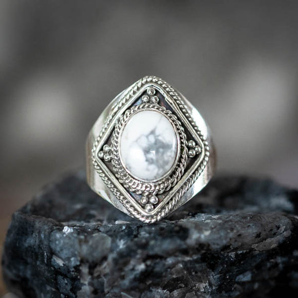 Stellar Howlite Ring