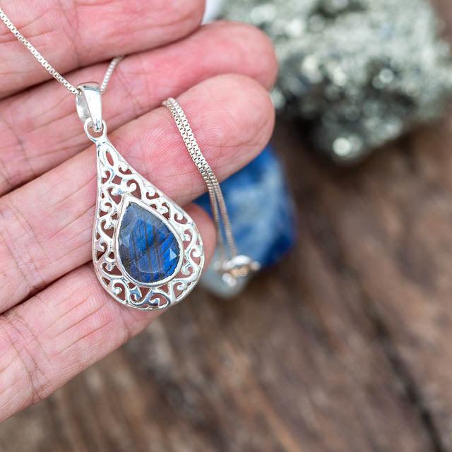 Devi Labradorite Necklace