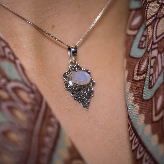 Kamala Moonstone Necklace