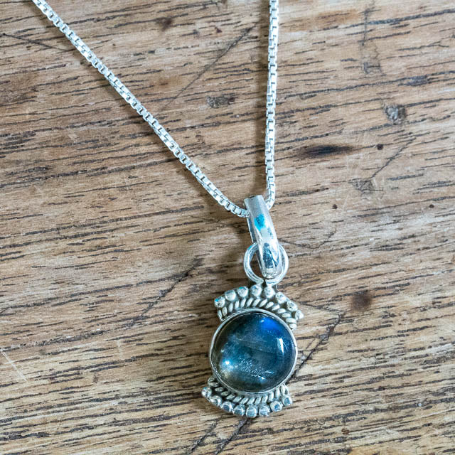 Wanderlust Labradorite Necklace