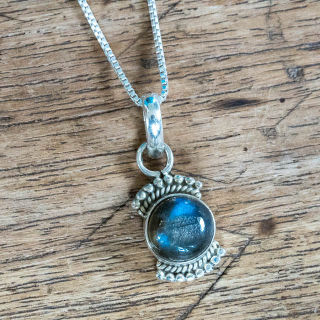 Wanderlust Labradorite Necklace