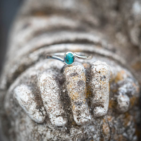 Curve Turquoise Ring