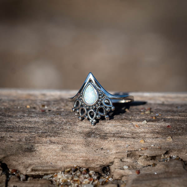 Opal Diva Ring