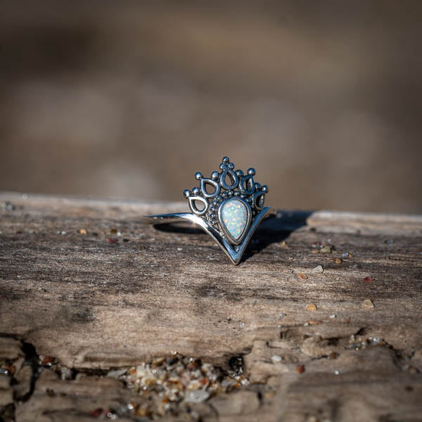 Opal Diva Ring
